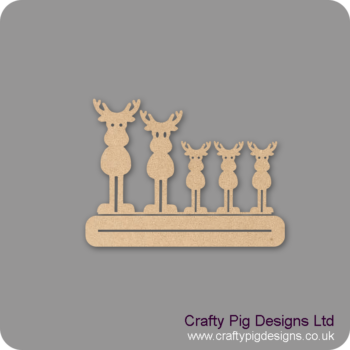 reindeer-family-2-adults-3-kids