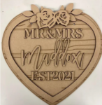 3mm mdf Mr & Mrs Heart Plaque